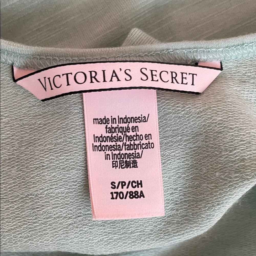 💎🧚‍♀️✨ VICTORIA’S SECRET Mint Open-Back Sweater Size S - Picture 3 of 10